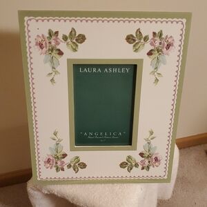 Laura Ashley Green Floral Picture Frame